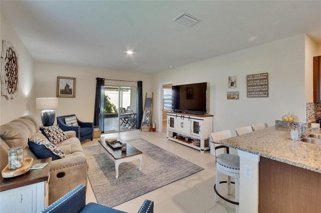 1398 Crescent Hoop Way, Wesley Chapel, FL 33543 - view of living area