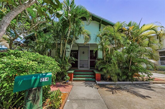 214 Scotland St, Dunedin, FL 34698 - photo 2