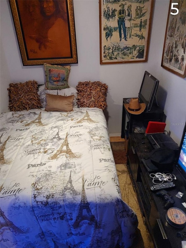 1683 Pine St, Largo, FL 33774 - view of bedroom