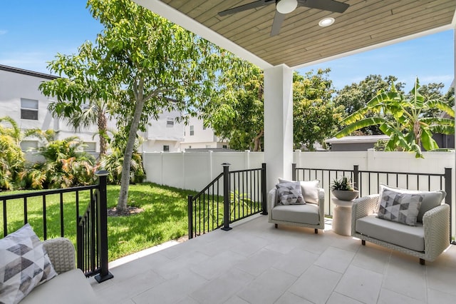3616 W Anderson Ave, Tampa, FL 33611 - view of patio / terrace with a ceiling fan