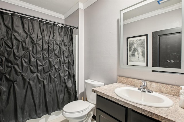 10233 Opaline Sky Pl, Riverview, FL 33578 - full bath featuring crown molding, vanity, toilet, and curtained shower