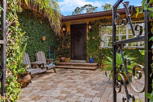 4301 S Lockwood Ridge Rd, Sarasota, FL 34231 - view of doorway to property