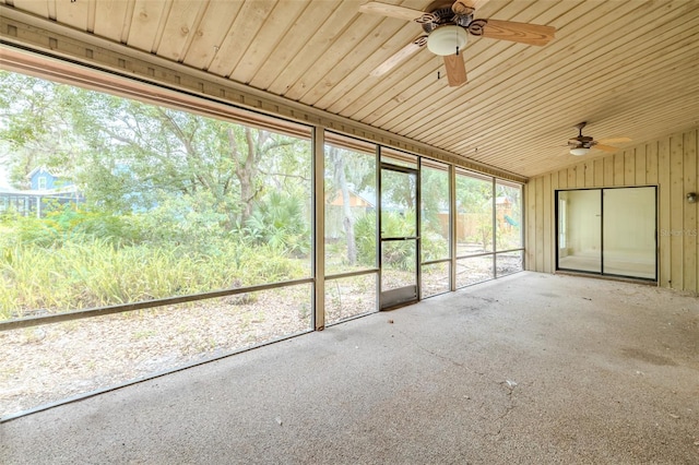 1228 Rainbrook Cir, Valrico, FL 33596 - unfurnished sunroom with a ceiling fan and vaulted ceiling