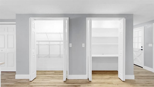 829 Riverside Dr, Tarpon Springs, FL 34689 - view of closet