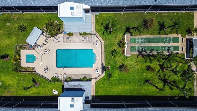 4050 4th St N Unit 205, Saint Petersburg, FL 33703 - bird's eye view of a pool area