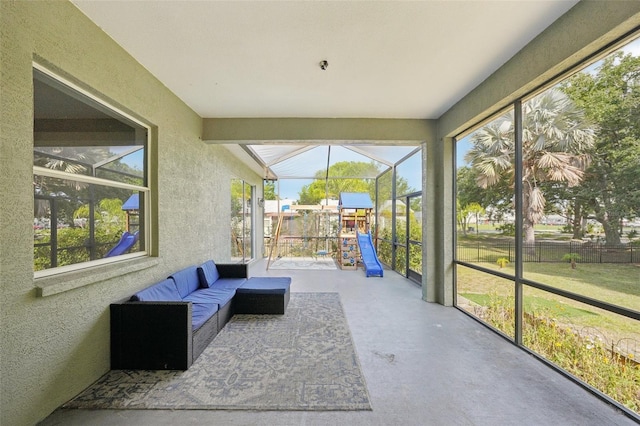 707 9th Ave SW, Ruskin, FL 33570 - sunroom / solarium with outdoor lounge area