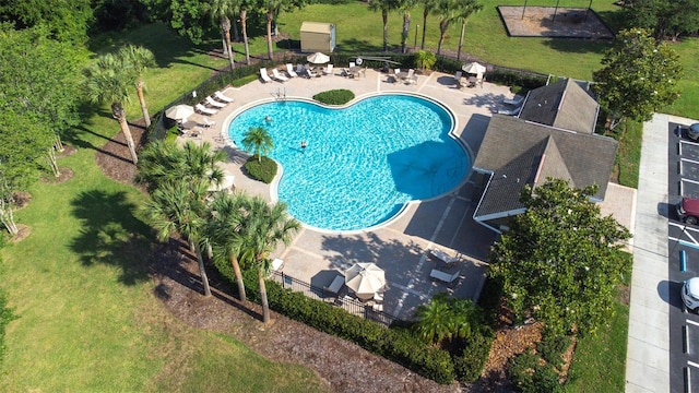 12136 Luftburrow Ln, Hudson, FL 34669 - aerial view of a pool area