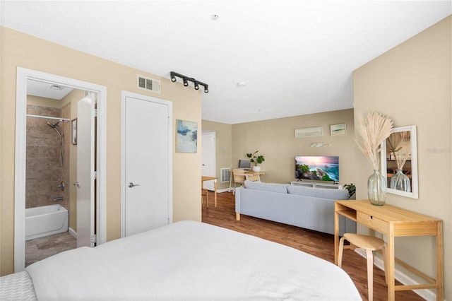11901 4th St N Unit 5111, Saint Petersburg, FL 33716 - bedroom featuring wood finished floors