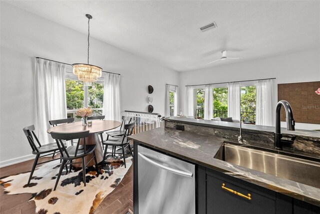 727 Coral Reef Dr, Tampa, FL 33602 - photo 16