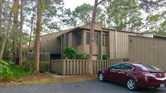 5310 Pebble Beach Dr Unit F, Orlando, FL 32811 - view of building exterior