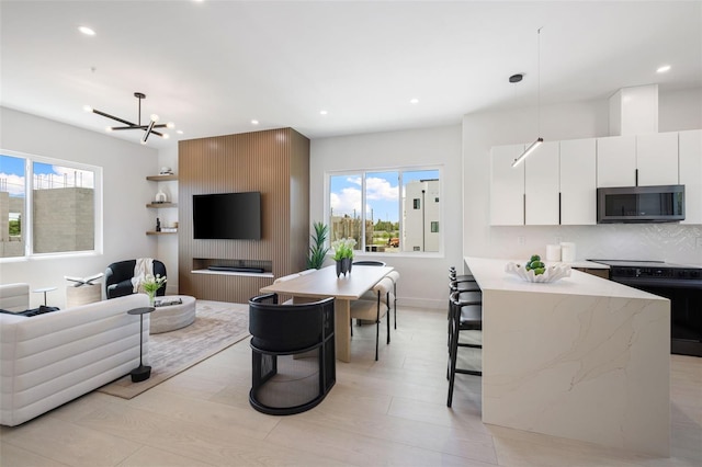 10340 2nd Way N, Saint Petersburg, FL 33716 - photo 11