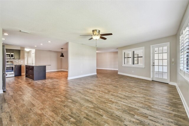 1175 San Carlos Ave NE, Saint Petersburg, FL 33702 - photo 11