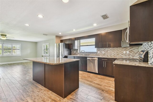 1175 San Carlos Ave NE, Saint Petersburg, FL 33702 - photo 16