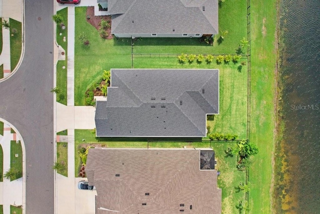 6097 Golden Nettle Dr, Apollo Beach, FL 33572 - aerial view of property and surrounding area