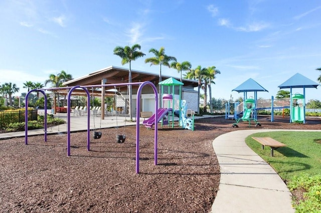 6097 Golden Nettle Dr, Apollo Beach, FL 33572 - view of community play area
