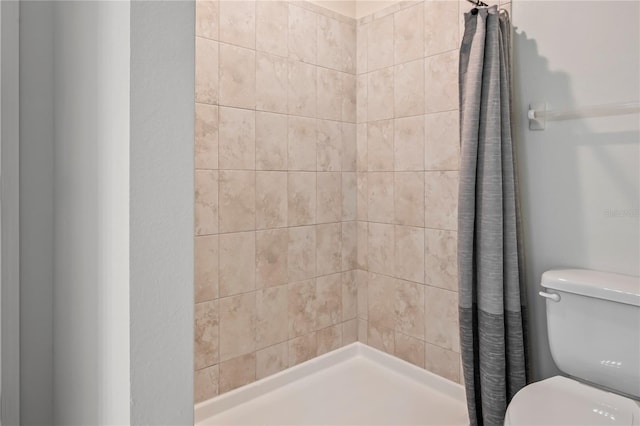 12170 Gothic Rd, Spring Hill, FL 34610 - full bath with toilet and a tile shower