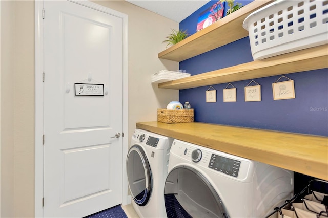 11612 Sunburst Marble Rd, Riverview, FL 33579 - laundry room with separate washer and dryer