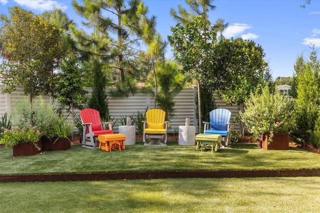 213 N Hesperides St, Tampa, FL 33609 - view of yard