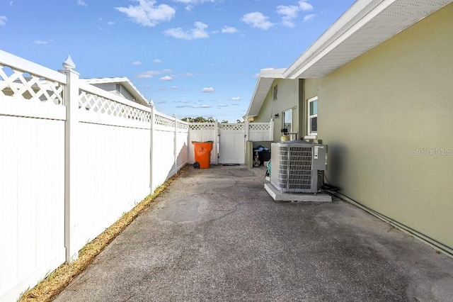 13000 90th Ave, Seminole, FL 33776 - photo 47