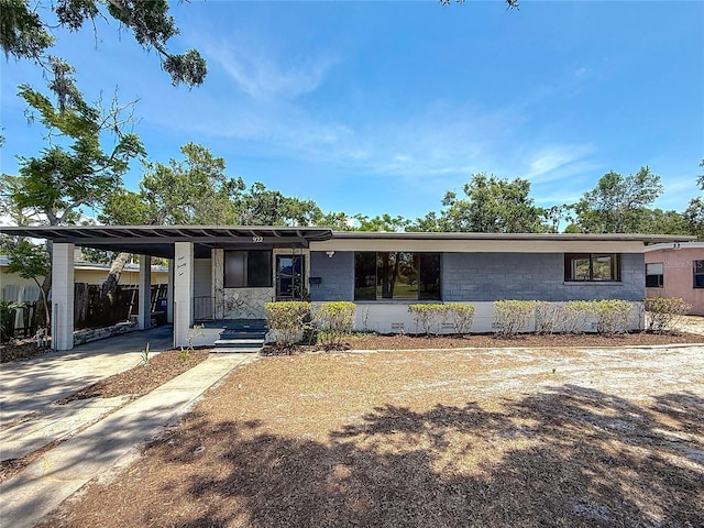 922 Alcazar Way S, Saint Petersburg, FL 33705 - photo 1