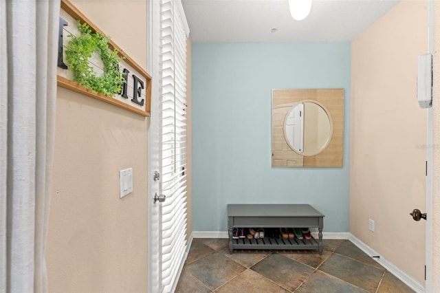 918 Sombra St, Tampa, FL 33619 - photo 3