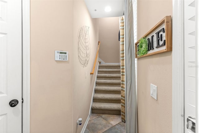 918 Sombra St, Tampa, FL 33619 - photo 4