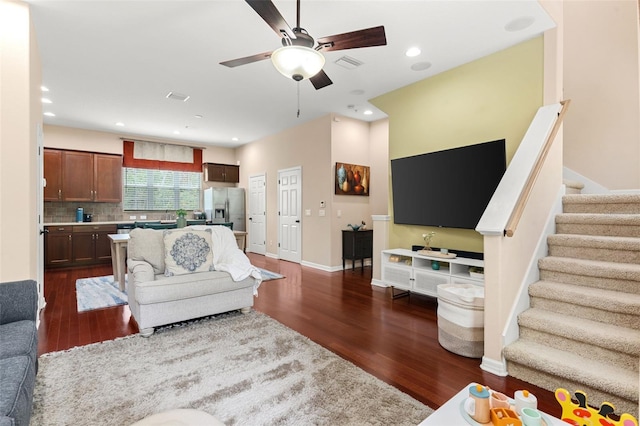 918 Sombra St, Tampa, FL 33619 - photo 7