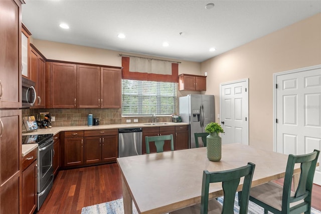 918 Sombra St, Tampa, FL 33619 - photo 12