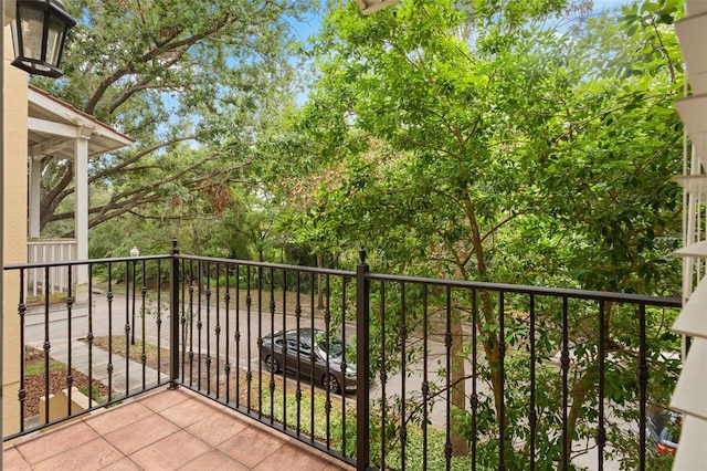 918 Sombra St, Tampa, FL 33619 - photo 27