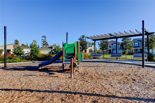 2456 Arbor Wind Dr, Lutz, FL 33558 - communal playground featuring a residential view
