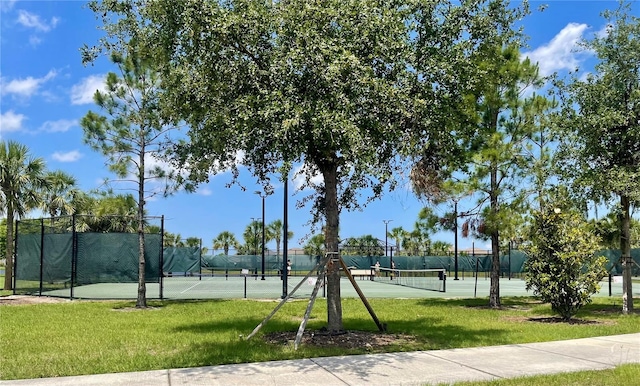 9520 Lemon Drop Loop, Sun City Center, FL 33573 - view of tennis court