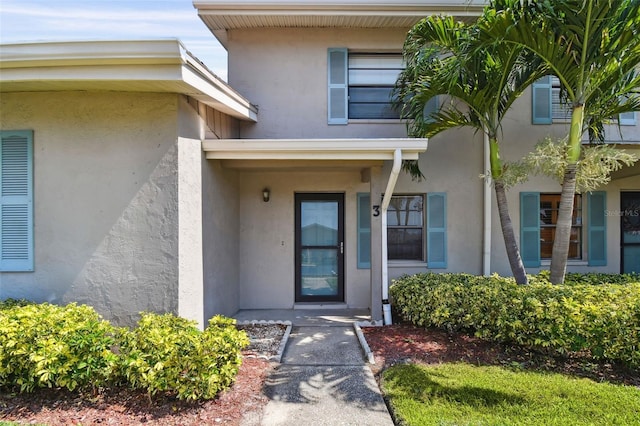 2131 Ridge Rd S Unit 3, Largo, FL 33778 - entrance to property with stucco siding