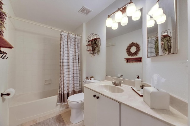 11728 Crest Creek Dr, Riverview, FL 33569 - full bathroom with toilet, vanity, and shower / bath combo with shower curtain
