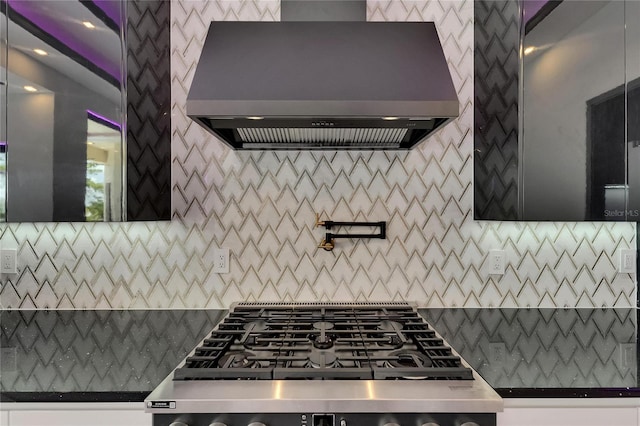 6532 Simone Shores Cir, Apollo Beach, FL 33572 - kitchen featuring premium range hood, backsplash, and stainless steel gas stovetop