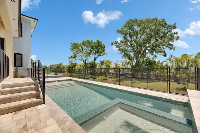 6532 Simone Shores Cir, Apollo Beach, FL 33572 - view of swimming pool featuring a pool with connected hot tub