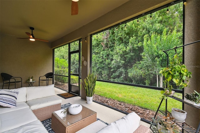 32825 Sand Creek Dr, Wesley Chapel, FL 33543 - sunroom / solarium with ceiling fan and an outdoor living space