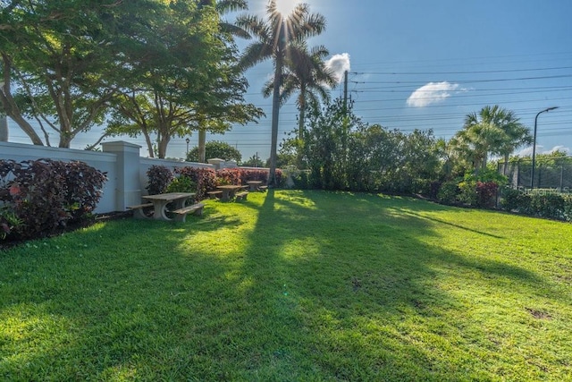 15958 Marcello Cir, Naples, FL 34110 - view of yard