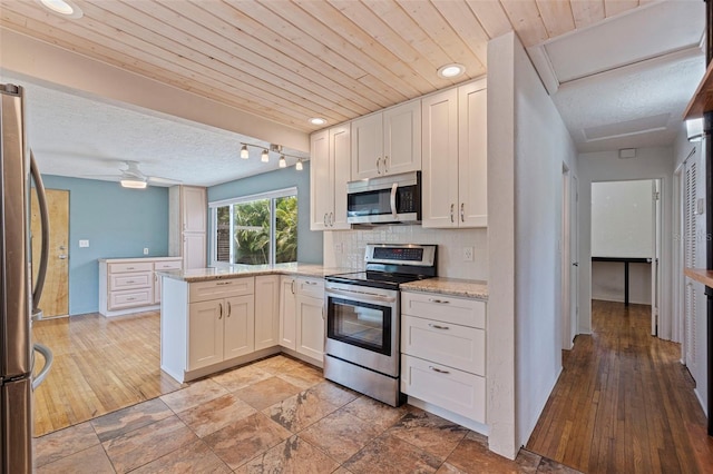 131 44th Ave N, Saint Petersburg, FL 33703 - photo 8