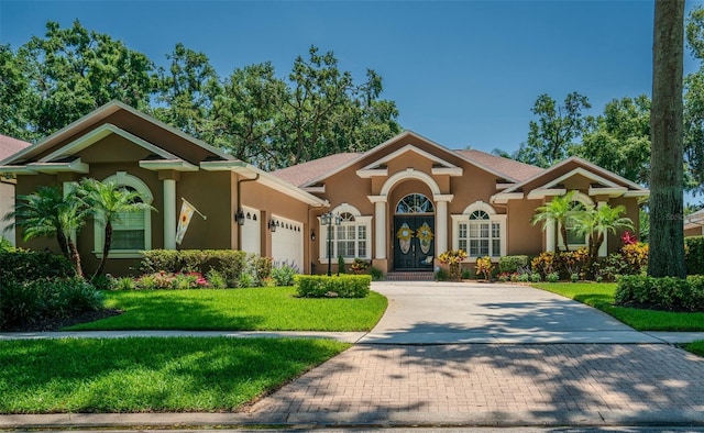 2417 Valrico Forest Dr, Valrico, FL 33594 - photo 1