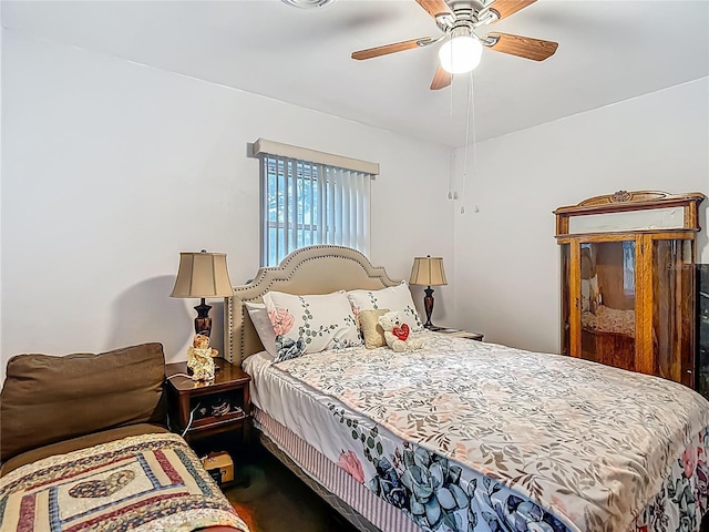 11912 Mcmullen Loop, Riverview, FL 33569 - bedroom featuring ceiling fan