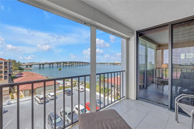6265 Sun Blvd Unit 605, Saint Petersburg, FL 33715 - balcony with a water view