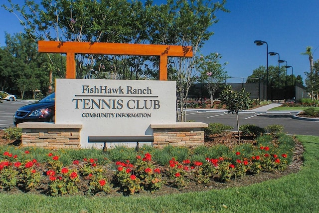 16016 Persimmon Grove Dr, Lithia, FL 33547 - view of community sign