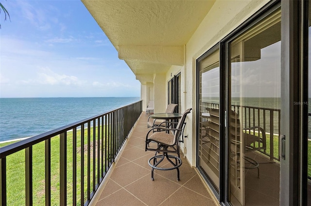 7520 Sunshine Skyway Ln S Unit 109, Saint Petersburg, FL 33711 - balcony featuring a water view