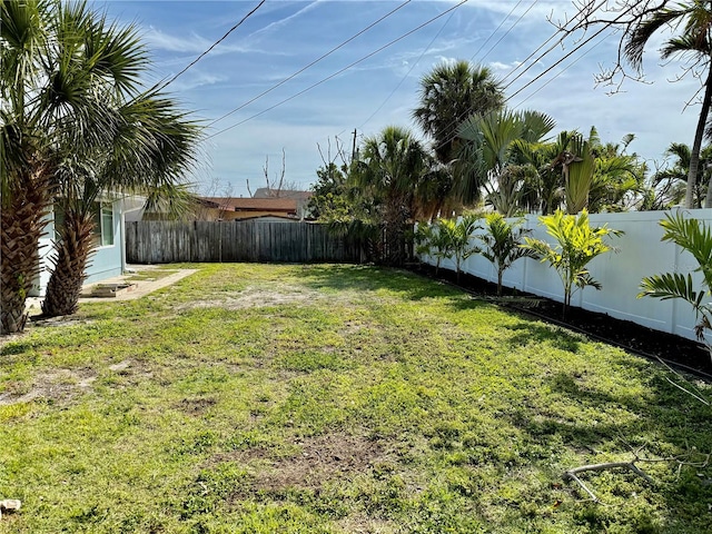 440 89th Ave, St Pete Beach, FL 33706 - view of yard