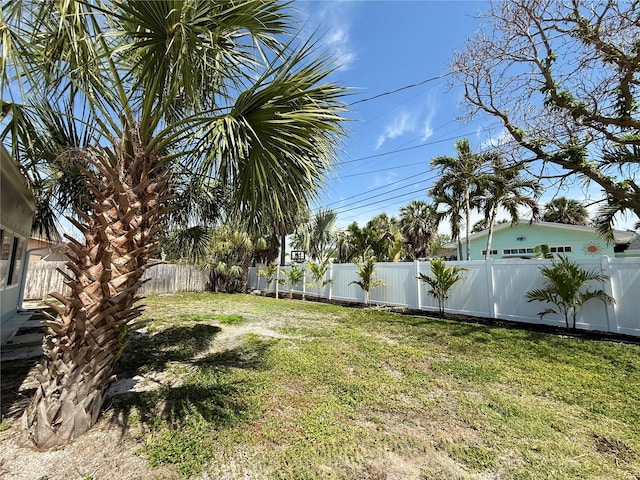 440 89th Ave, St Pete Beach, FL 33706 - view of yard