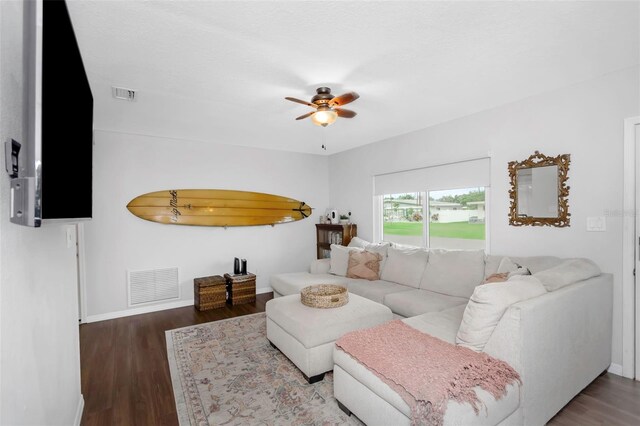 3547 55th St N, Saint Petersburg, FL 33710 - photo 9