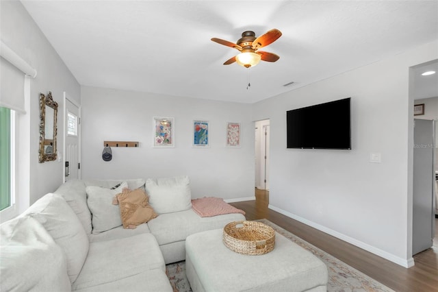 3547 55th St N, Saint Petersburg, FL 33710 - photo 11
