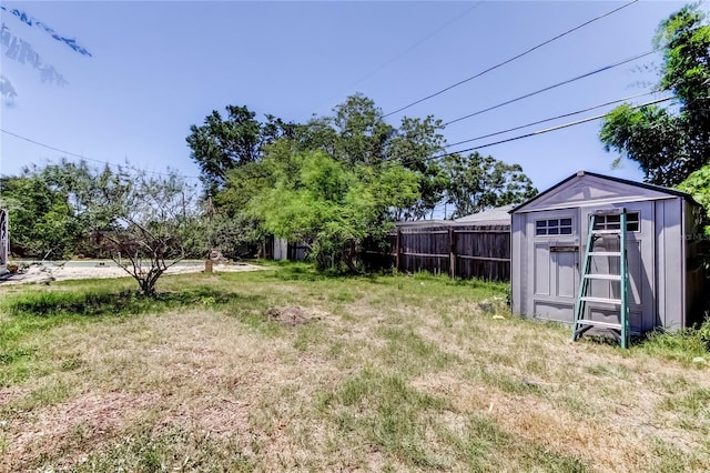 1242 Bermuda St, Clearwater, FL 33755 - view of yard