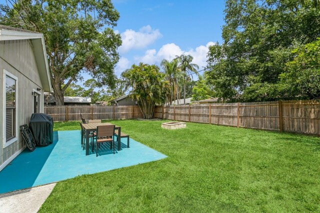 4021 Vana Dr, Sarasota, FL 34241 - view of yard with a patio