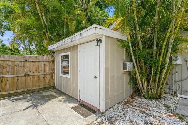 4021 Vana Dr, Sarasota, FL 34241 - view of shed